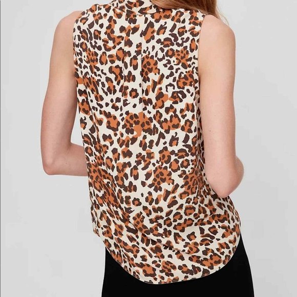 Babaton Artizia Akira Blouse LIKE NEW animal print women's shirts small - Picture 3 of 17
